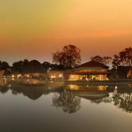 Serendipity Lakes And Resorts Tamia Exteriér fotografie